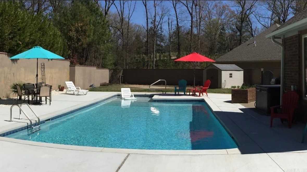 256 Mapleleaf Cir #NA - Photo 2 of 18
