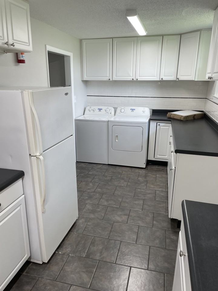 410 Lloyd St #NA - Photo 4 of 10