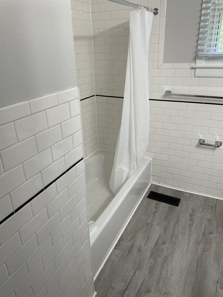 410 Lloyd St #NA - Photo 5 of 10