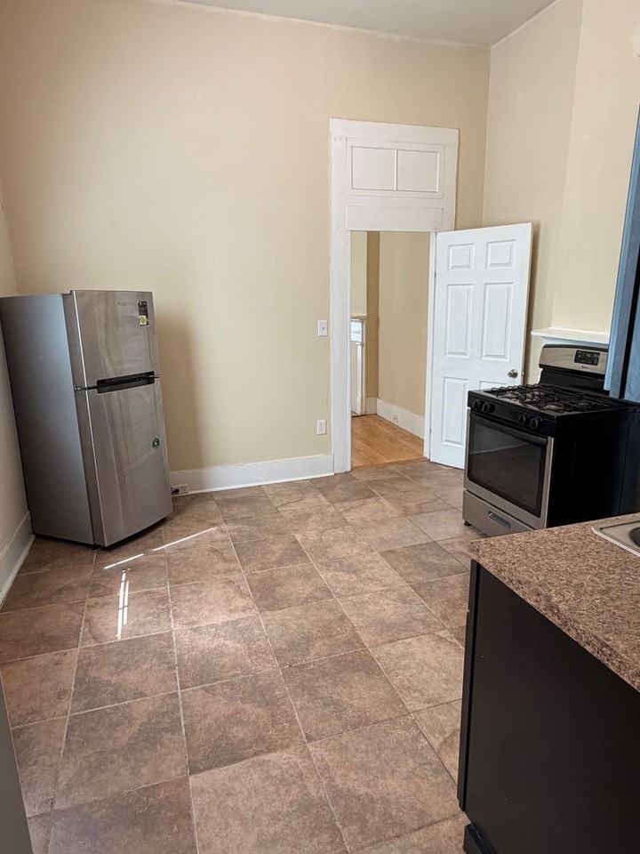 2909 2909 - 2911 Orleans Avenue - 2909 #2909 - Photo 7 of 11
