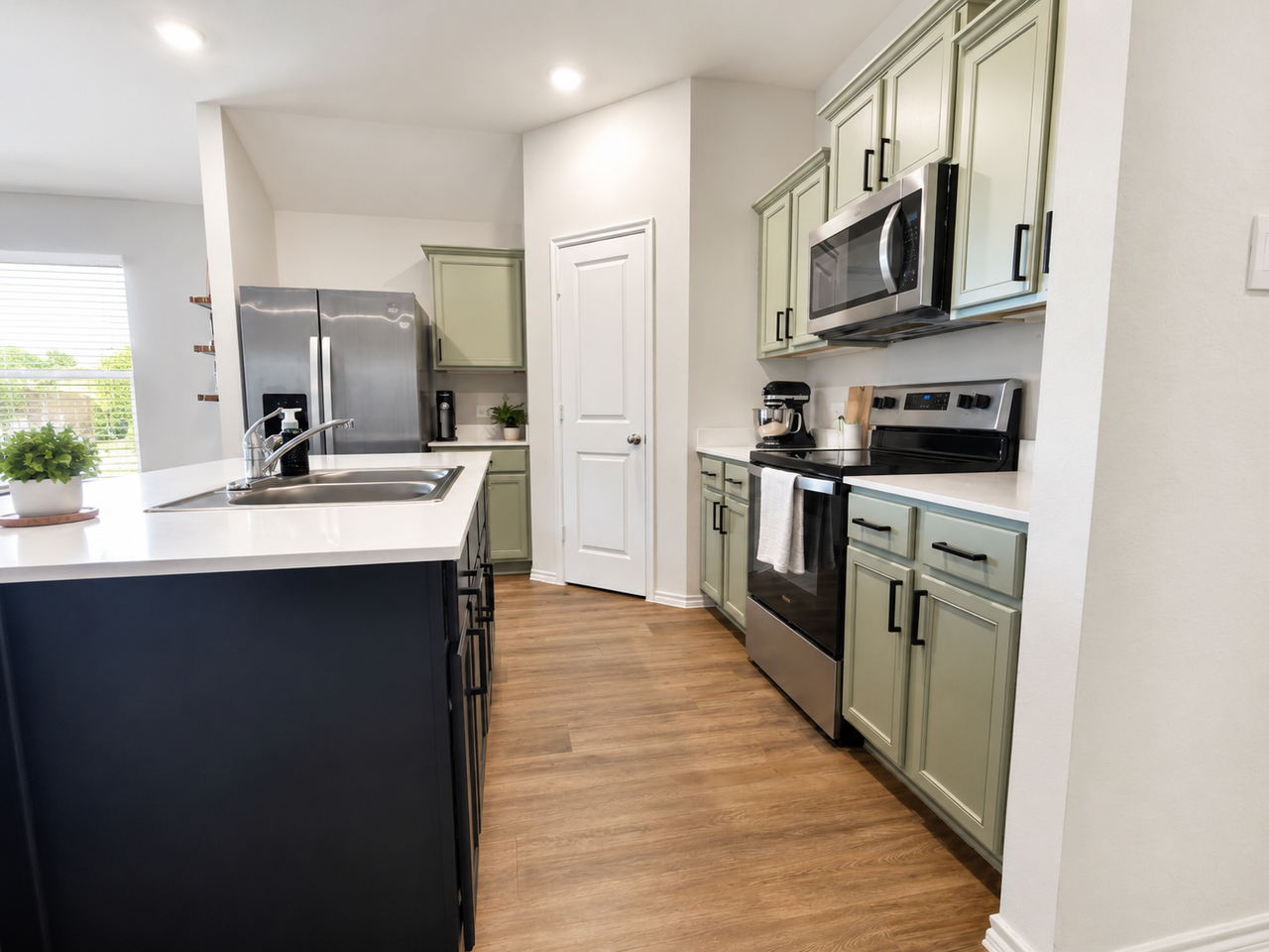347 Boxwood Dr #NA - Photo 7 of 32