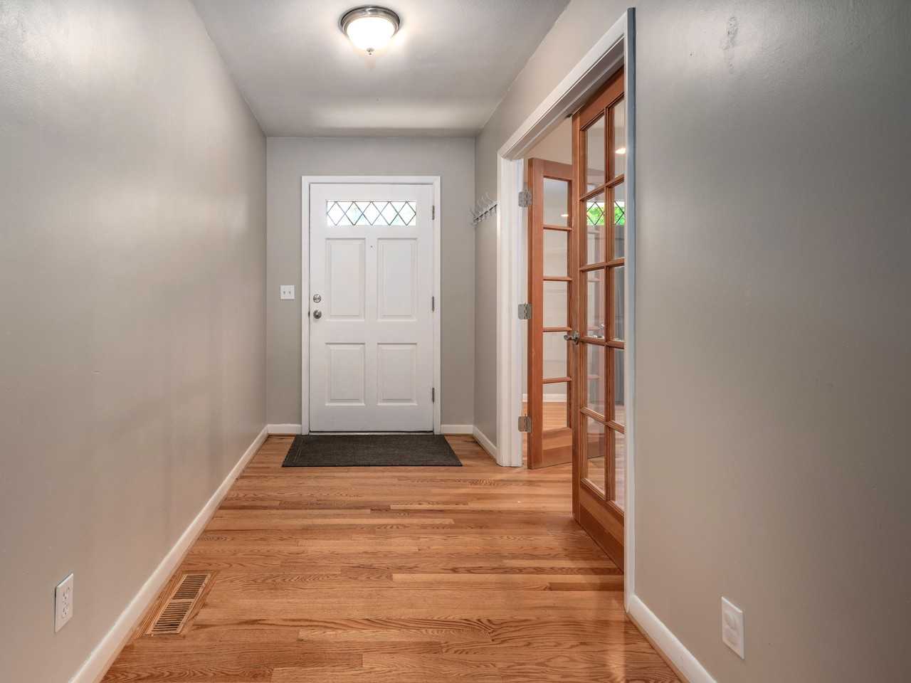 5530 Sw Nicol Rd #NA - Photo 3 of 32