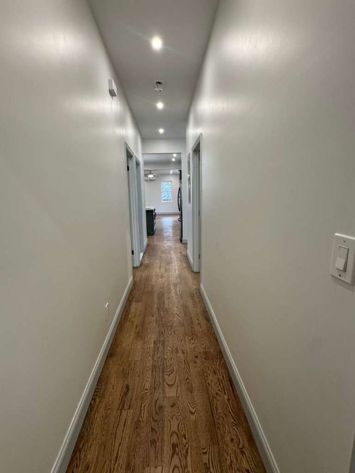 45 Clinton Ave #1 - Photo 4 of 20