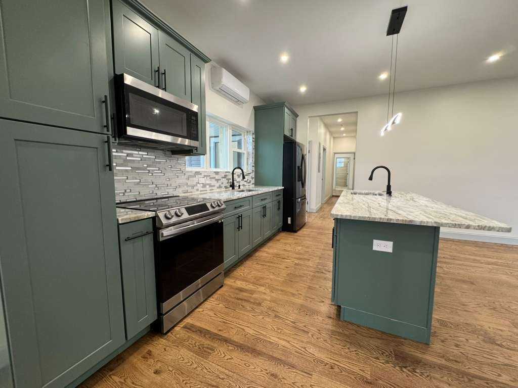 45 Clinton Ave #1 - Photo 5 of 20