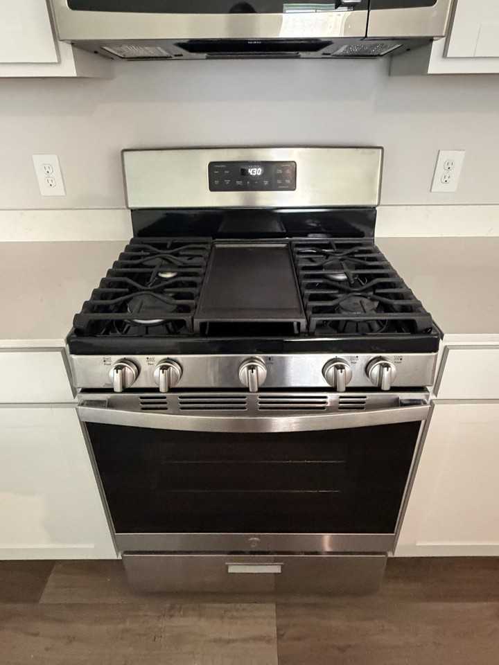 516 Crimson Pointe Dr #NA - Photo 7 of 33