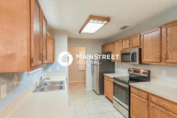 1251 Tahoe Ct - Photo 4 of 15