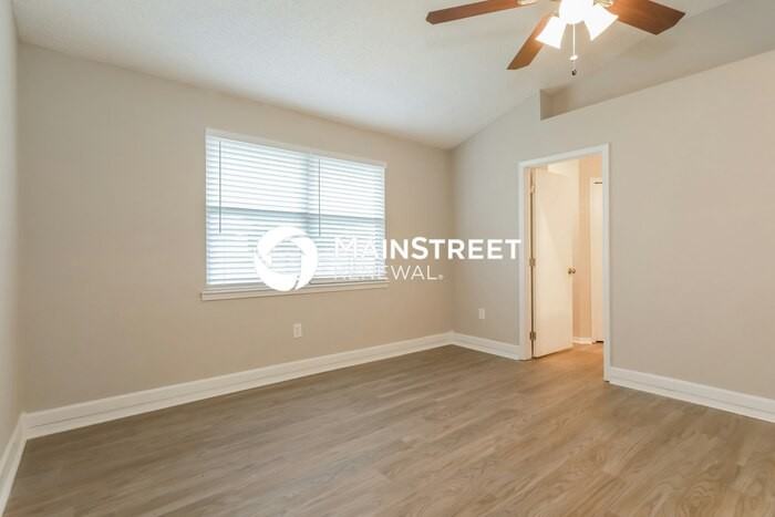 1251 Tahoe Ct - Photo 6 of 15