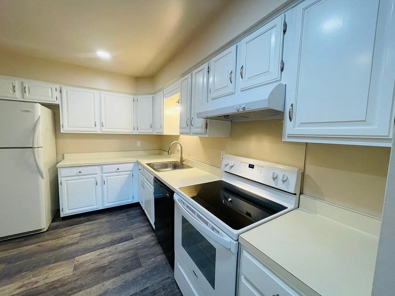 7 Liberte Ln #NA - Photo 7 of 35