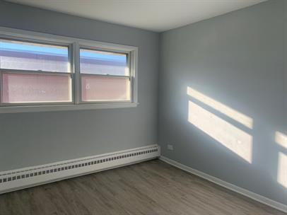 390 Executive Dr #304 - Photo 3 of 5