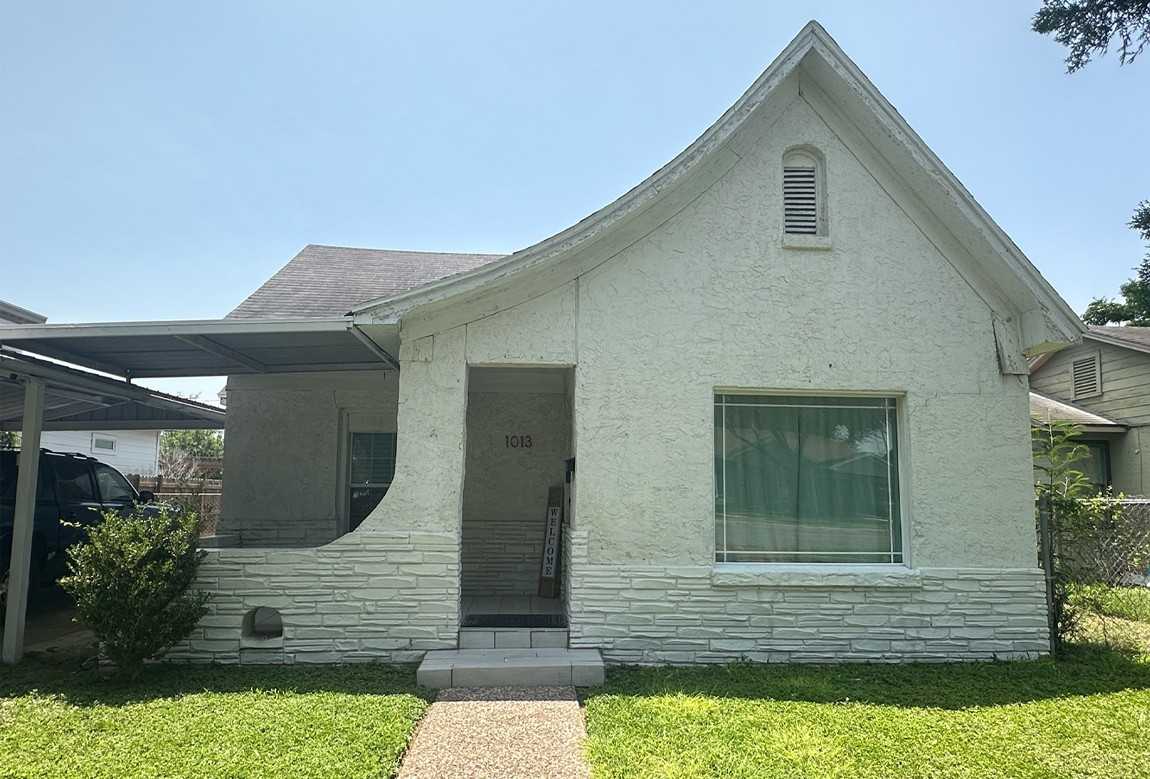1013 N 16th St #NA - Photo 2 of 5