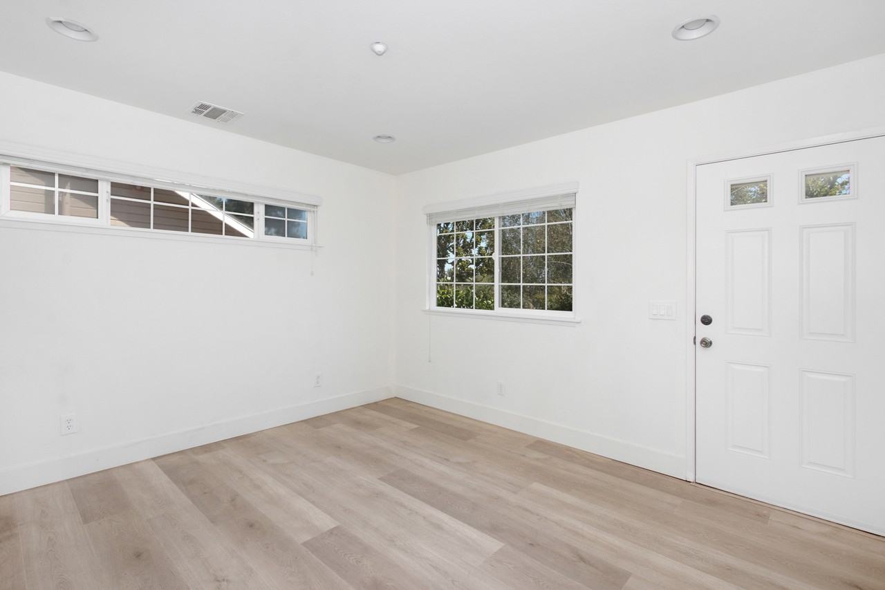 143 Esperanza Ave #NA - Photo 4 of 20