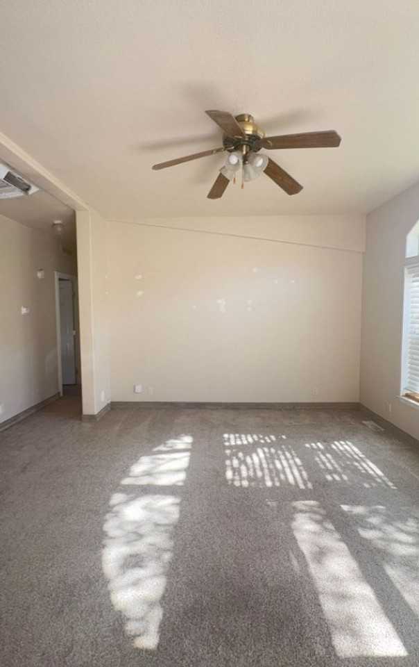 311 N Highland Dr - Photo 6 of 21