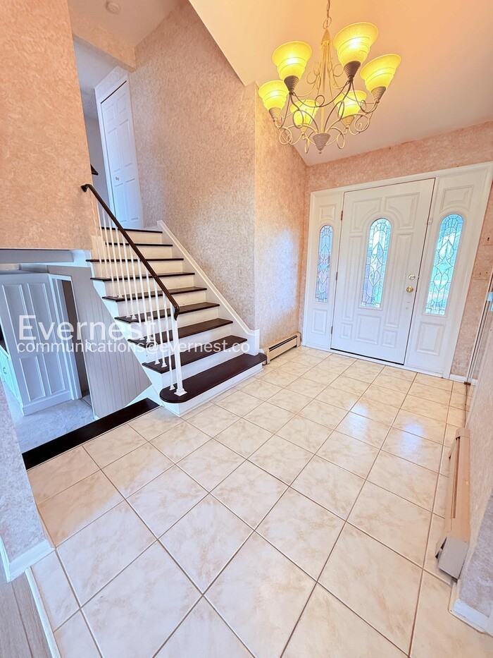 42021 Banbury Ct - Photo 2 of 43