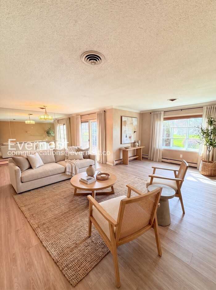 42021 Banbury Ct - Photo 3 of 43