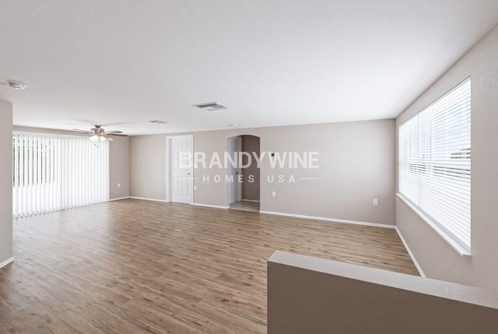 7815 Treasure Pointe Dr - Photo 4 of 23
