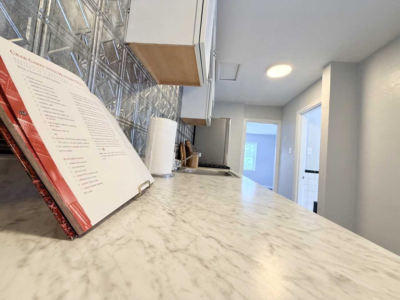 5514 Chippewa St #2W - Photo 5 of 12