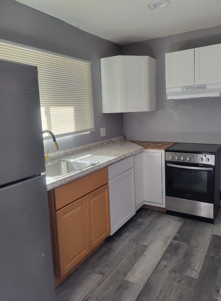 4401 Jenkins Way - Photo 2 of 4