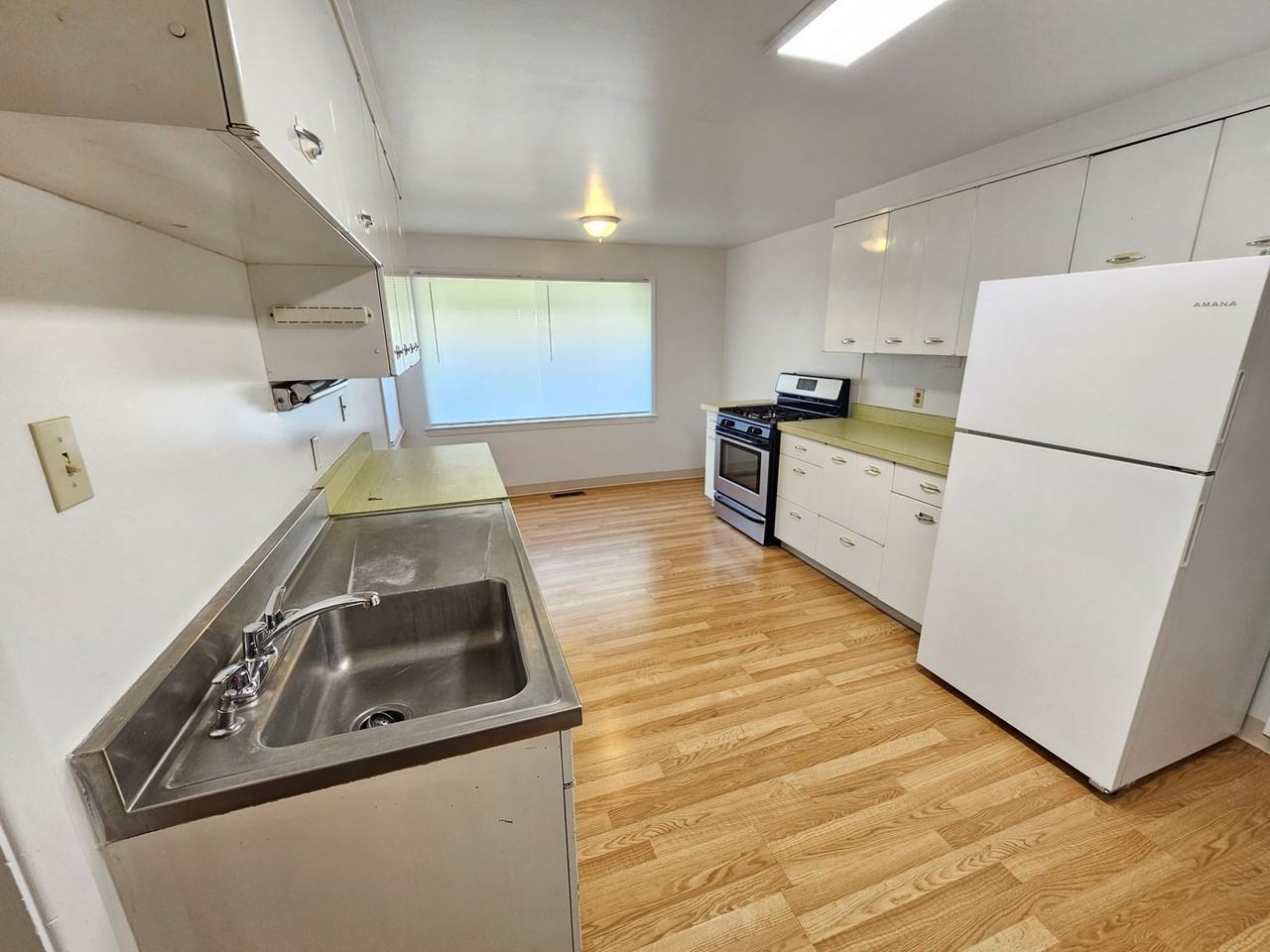 703 O Ave - Photo 2 of 20