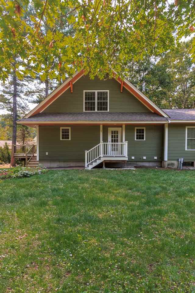 4 Jessica Ln #A - Photo 7 of 34