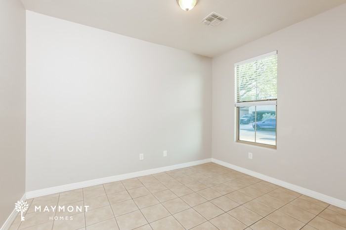 333 W Calle Matraca - Photo 4 of 15
