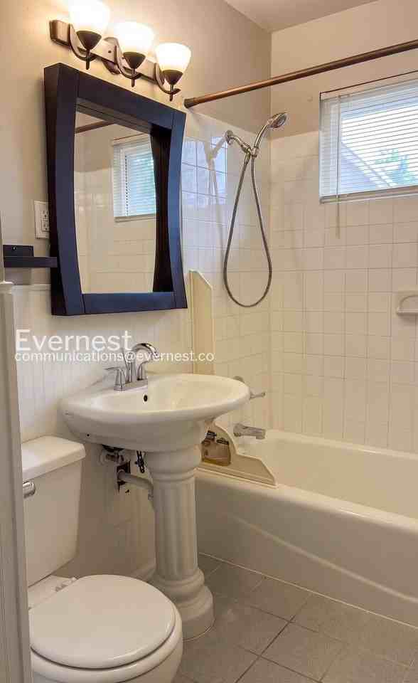 380 Martin Dr - Photo 6 of 18