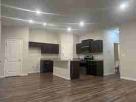 featured image of 1350 N Azena St #1350