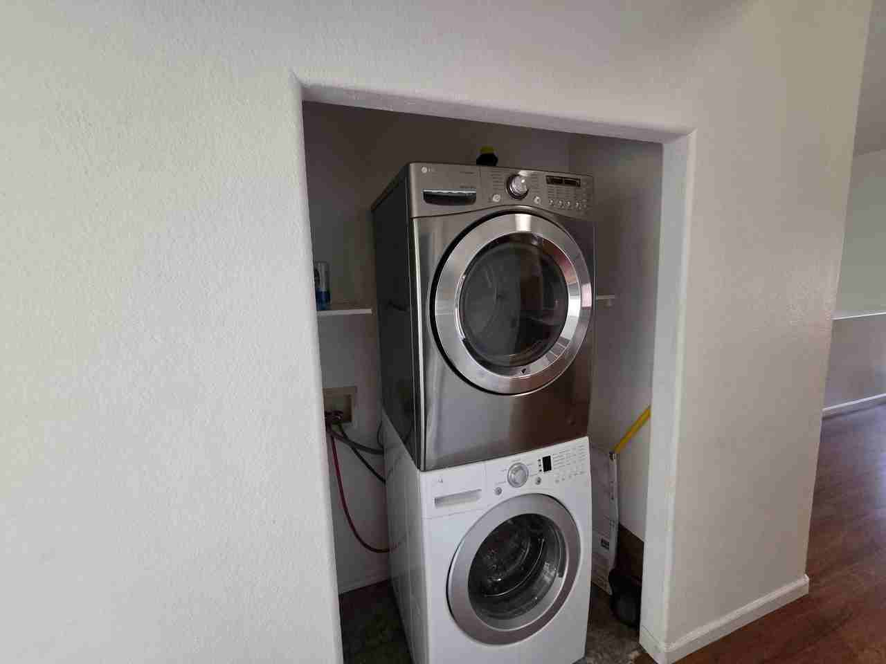 1406 W Emerald Ave #115 - Photo 7 of 17