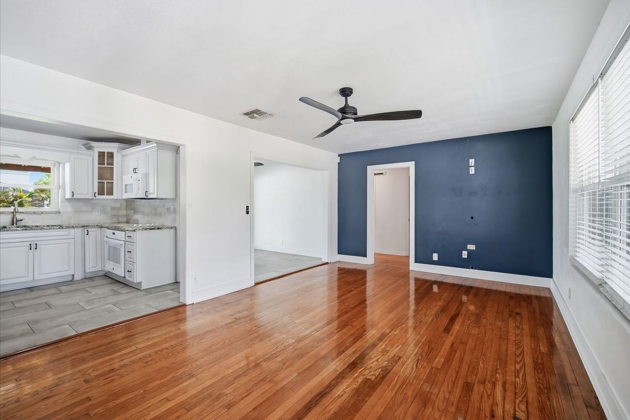 3815 W North B St - Photo 5 of 26