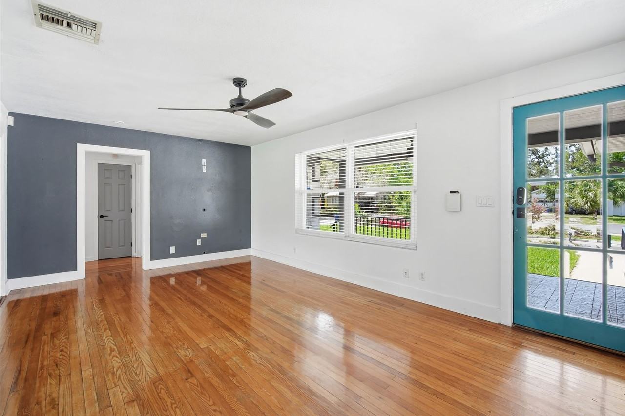 3815 W North B St - Photo 6 of 26