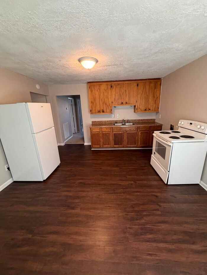1600 N Rankin Ave - Photo 4 of 10