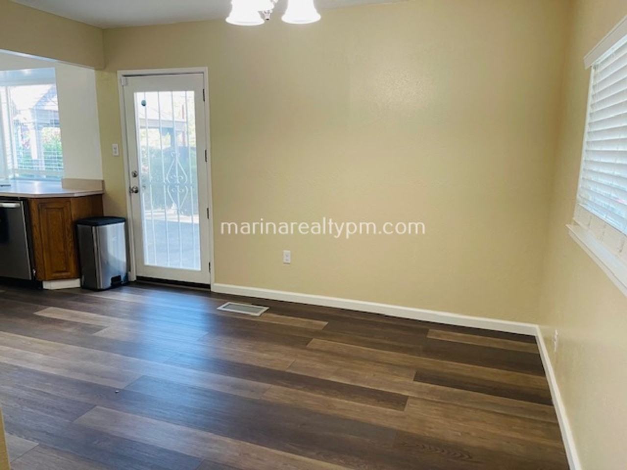 115 Graves Ct - Photo 2 of 34