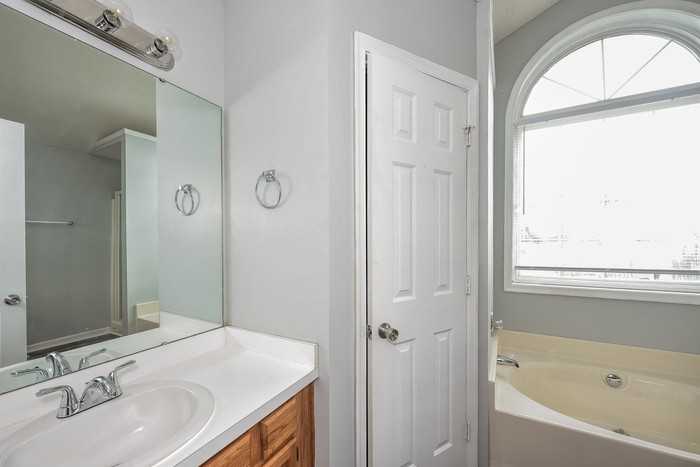 425 Wallace Way - Photo 7 of 10