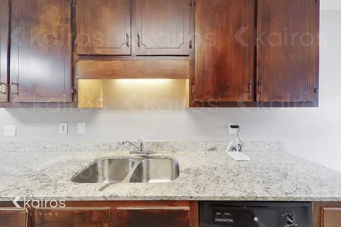 150 Deer Pkwy - Photo 7 of 18