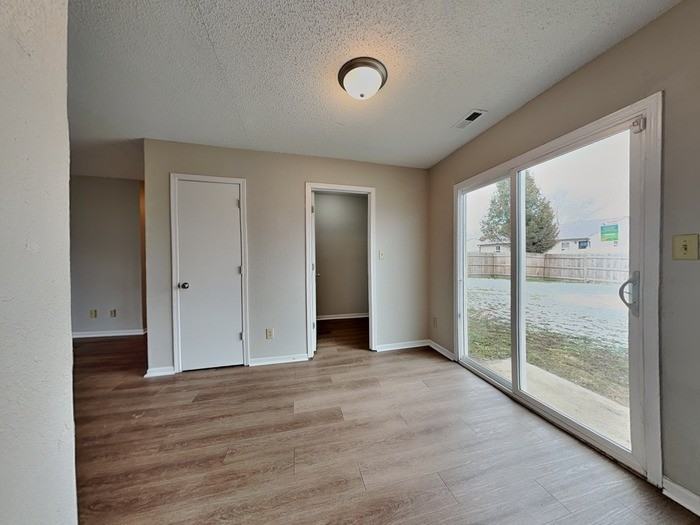 4073 Fairoaks Dr - Photo 7 of 17
