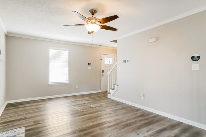 300 Beech Hill Ct - Photo 5 of 17