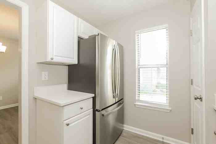 1901 Corners Cir - Photo 7 of 16