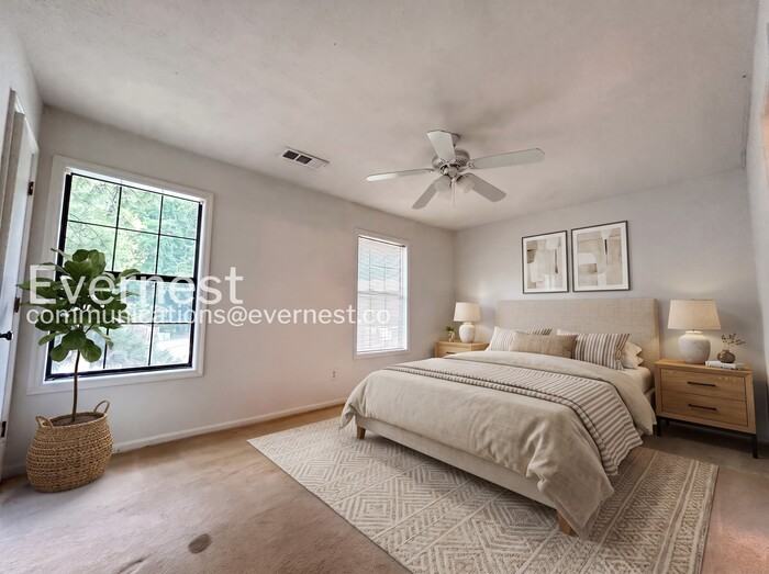 402 Hamilton Trce - Photo 3 of 21