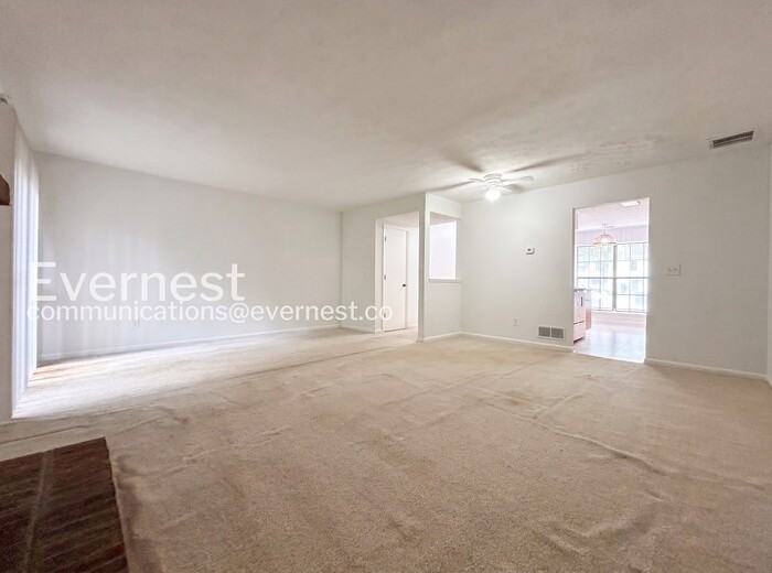 402 Hamilton Trce - Photo 7 of 21