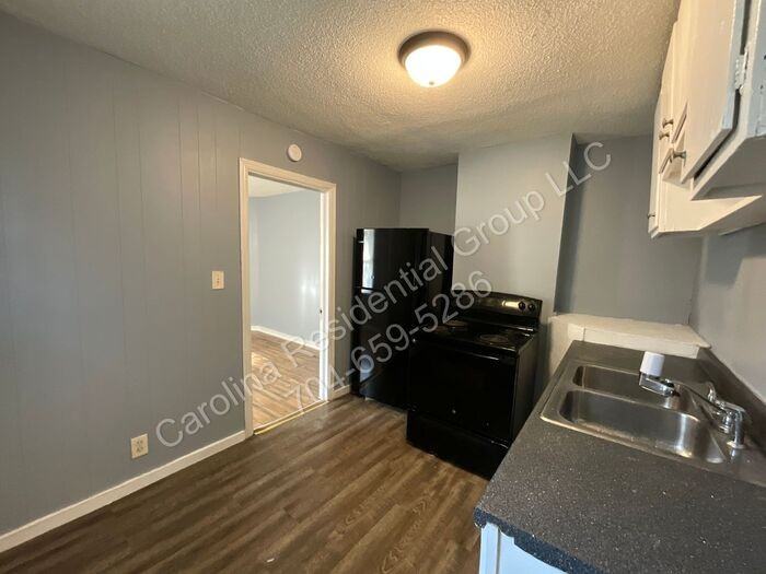 540 Washington St #1 - Photo 7 of 10