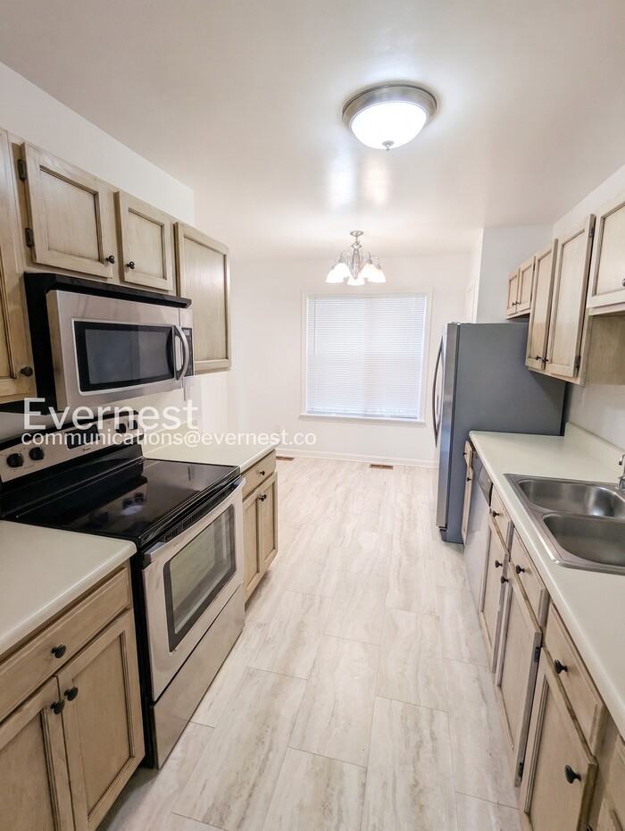 17 Tall Oaks Ct - Photo 3 of 27