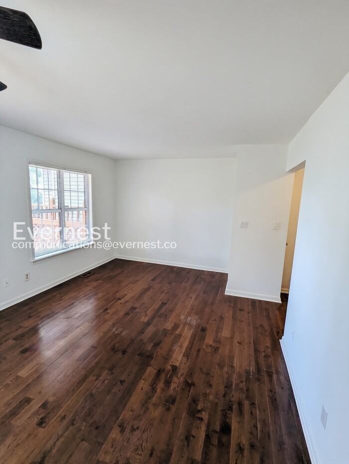 17 Tall Oaks Ct - Photo 5 of 27
