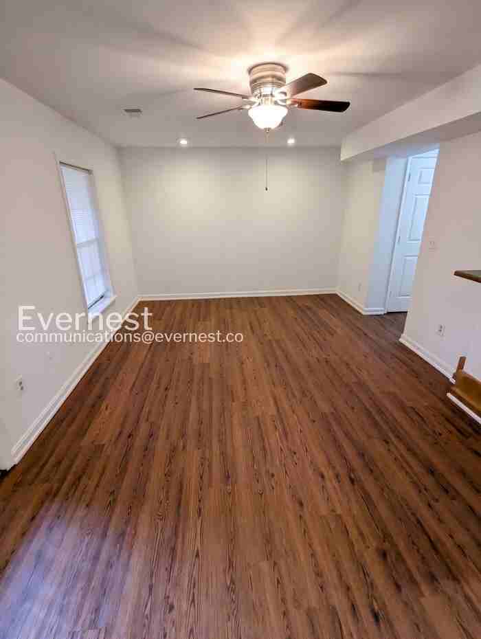 17 Tall Oaks Ct - Photo 7 of 27