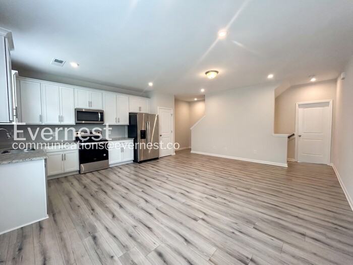 2760 Sparrowgap Trl - Photo 5 of 24