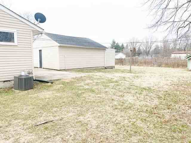 3420 N Elizabeth St - Photo 2 of 10