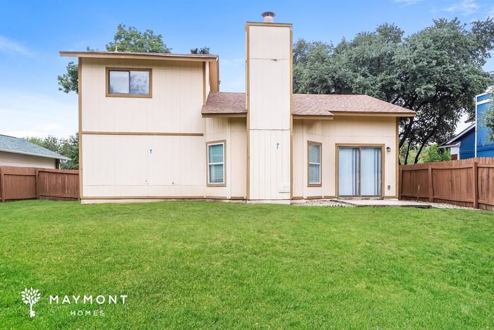 9710 Dugas Dr - Photo 3 of 3