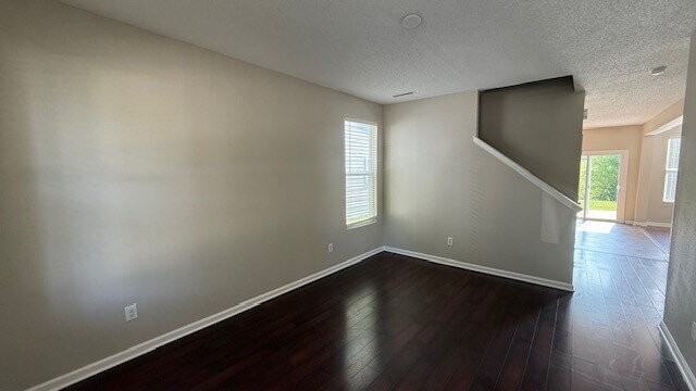 4123 Candy Apple Blvd - Photo 4 of 18
