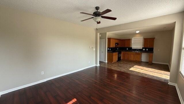 4123 Candy Apple Blvd - Photo 7 of 18