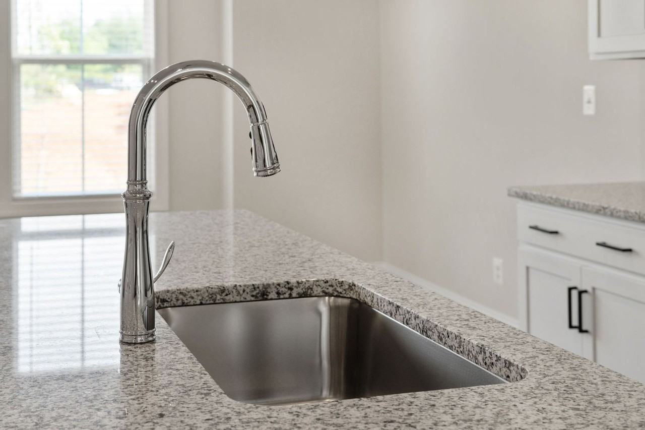 2232 Leeham St #B - Photo 7 of 33