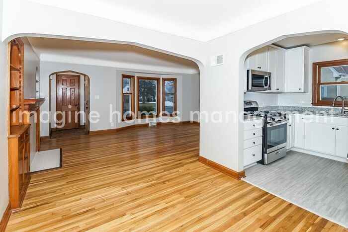 5925 Chicago Ave - Photo 6 of 14