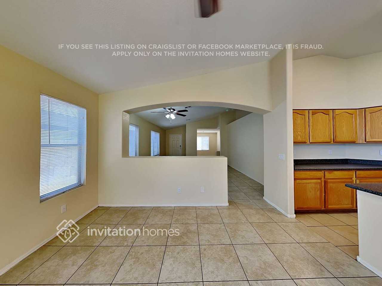 8609 W Mission Ln - Photo 5 of 18